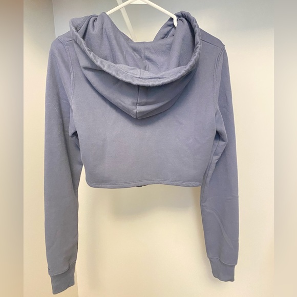 NWT Hollister Cropped Zipup Hoddie - Picture 2 of 5
